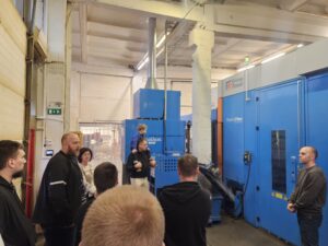 InseneeriaKOBAR tutvus Alise Technicu kaasaegse tootmisega